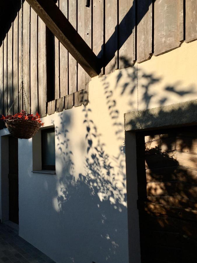 Les 3 Coeurs - Chambres Chez Charmants Habitants Font Exterior photo